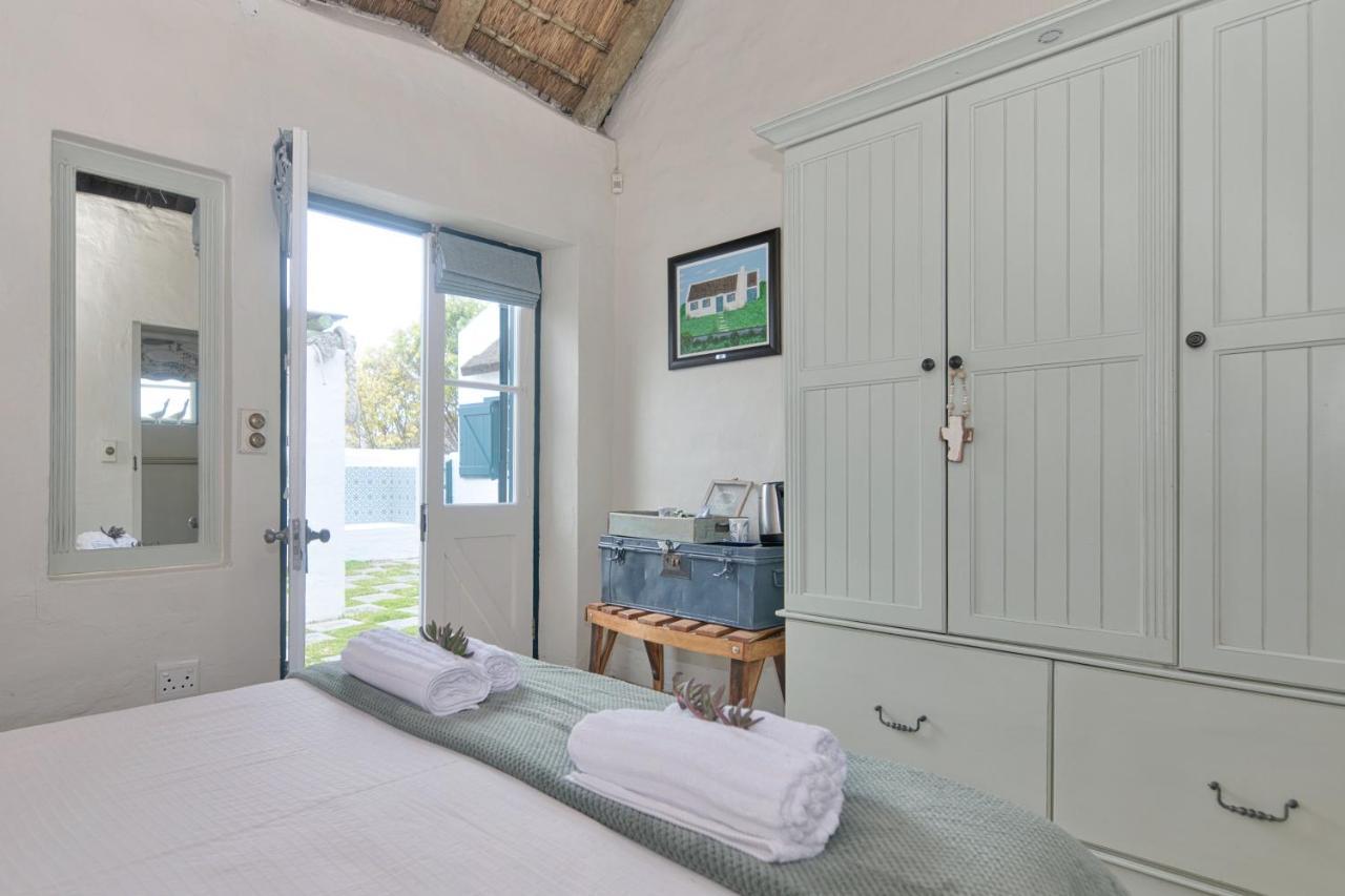 Zuidste Huisie Fisherman'S Cottage Struisbaai Exterior photo