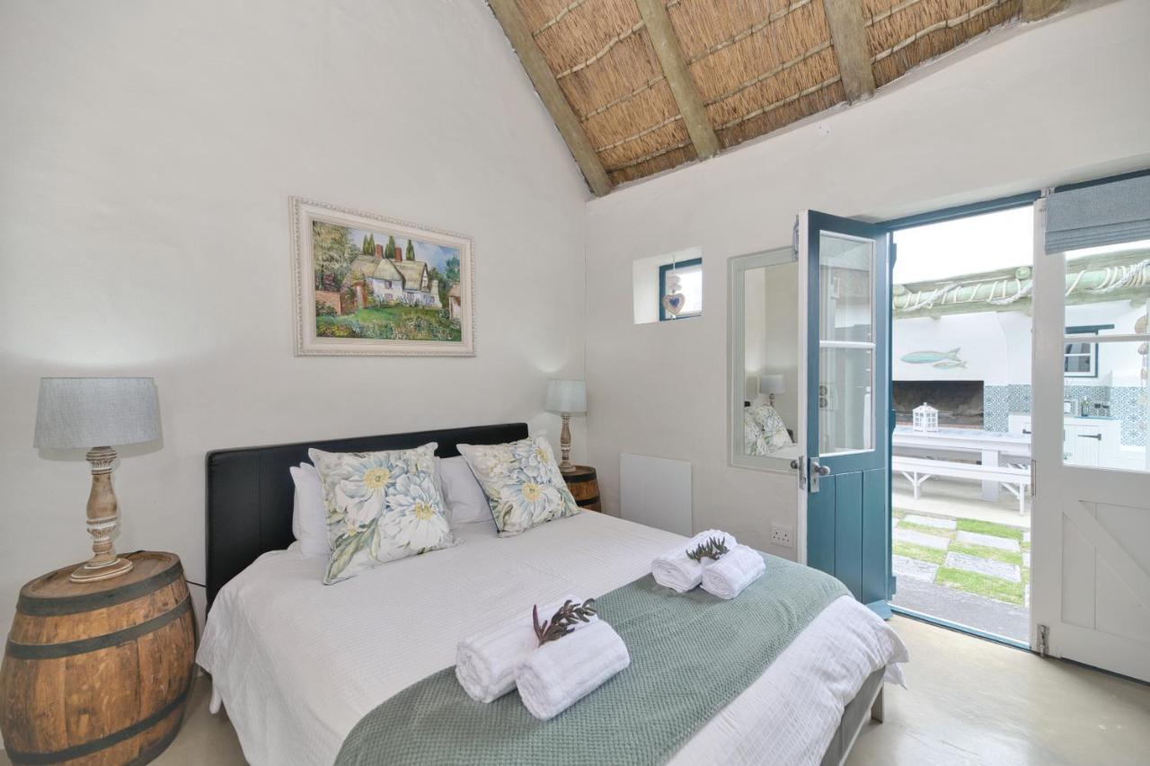 Zuidste Huisie Fisherman'S Cottage Struisbaai Exterior photo