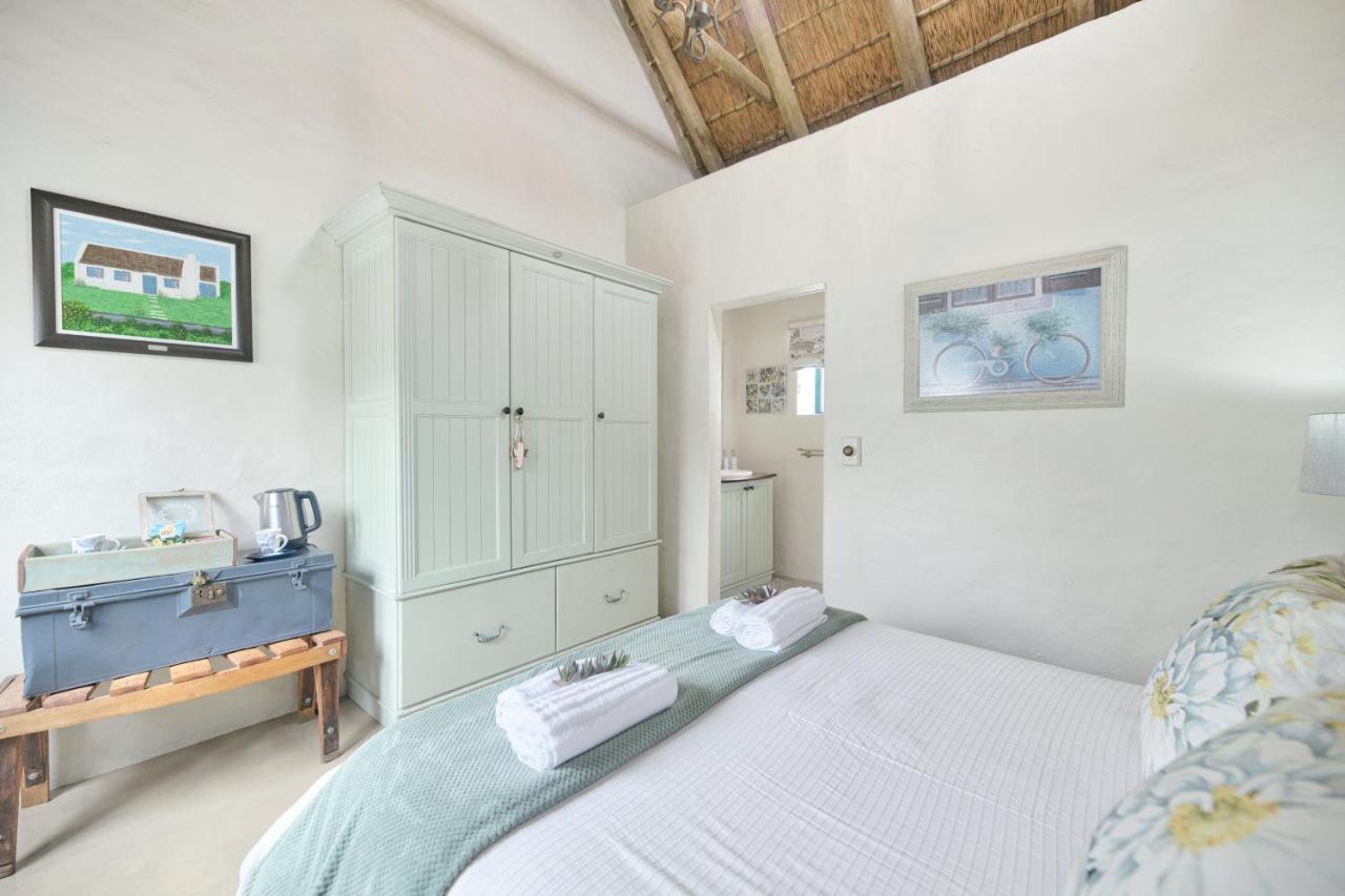 Zuidste Huisie Fisherman'S Cottage Struisbaai Exterior photo
